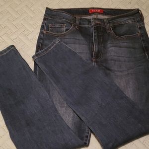 GUESS high waisted skinny